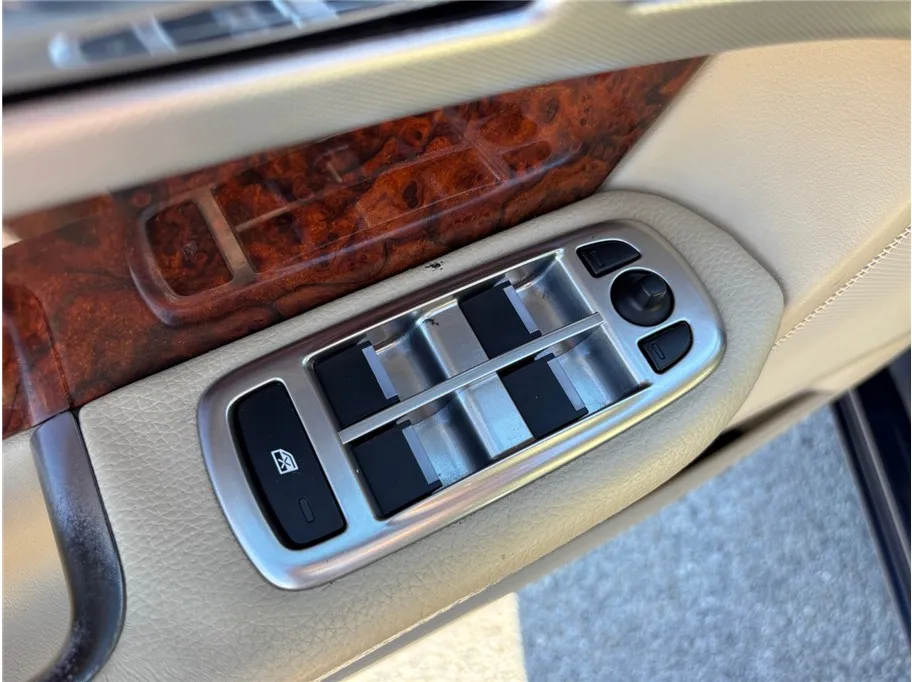 2015 Jaguar XF Premium - Photo 24