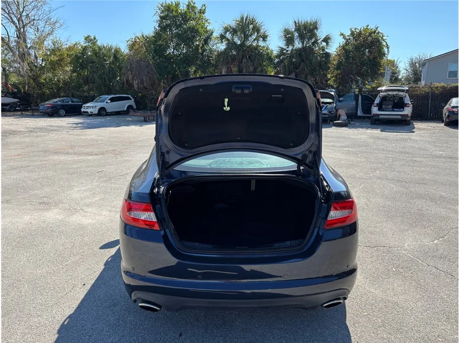 2015 Jaguar XF Premium - Photo 48