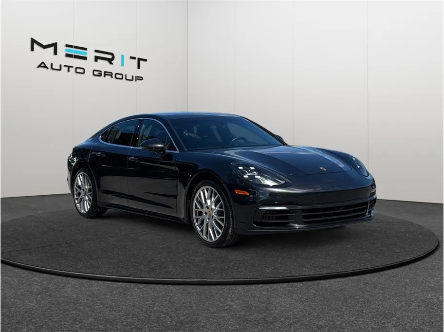 2017 Porsche Panamera