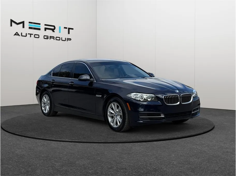Blue 2014 BMW 5 Series 528i Sedan 4D for sale in Jacksonville, FL