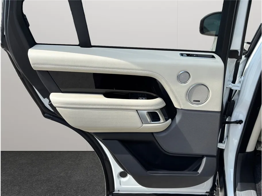 2018 Land Rover Range Rover Supercharged - Photo 40