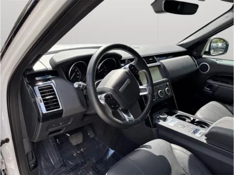 More photos of 2019 Land Rover Discovery SE Sport Utility 4D at Merit Auto Group Atlantic, FL