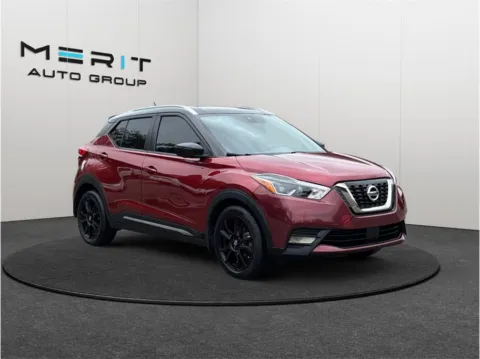 Red 2020 Nissan Kicks SR Sport Utility 4D for sale in Jacksonville, FL