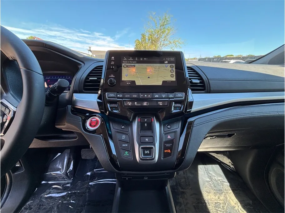 2023 Honda Odyssey Touring - Photo 11