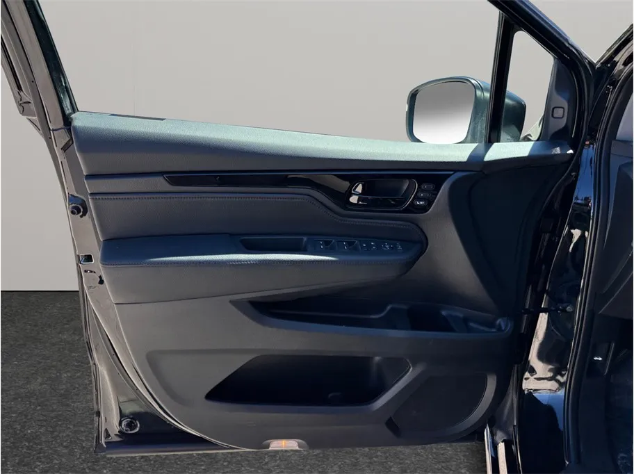 2023 Honda Odyssey Touring - Photo 19