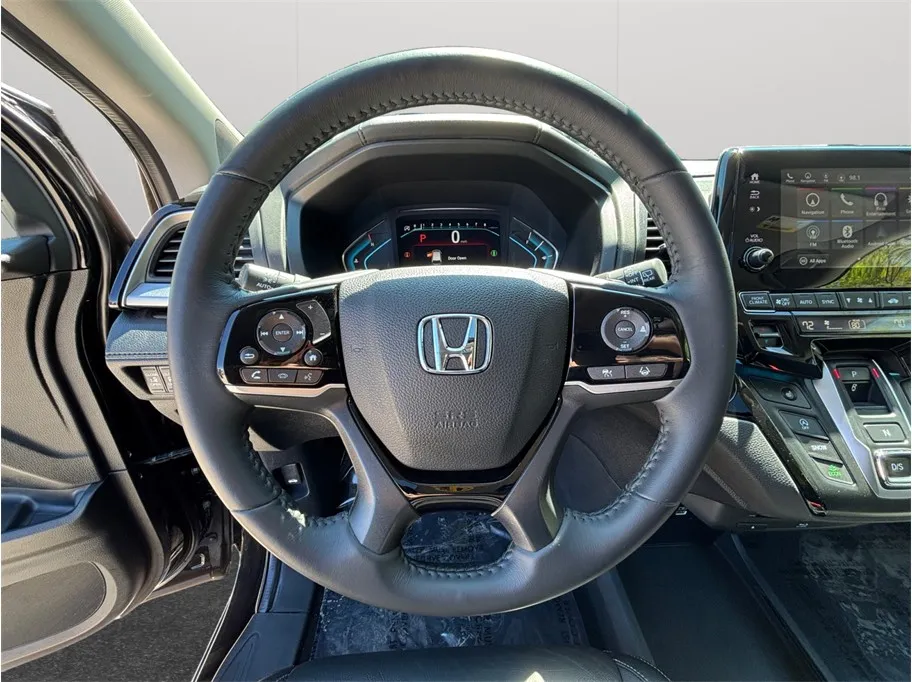 2023 Honda Odyssey Touring - Photo 23
