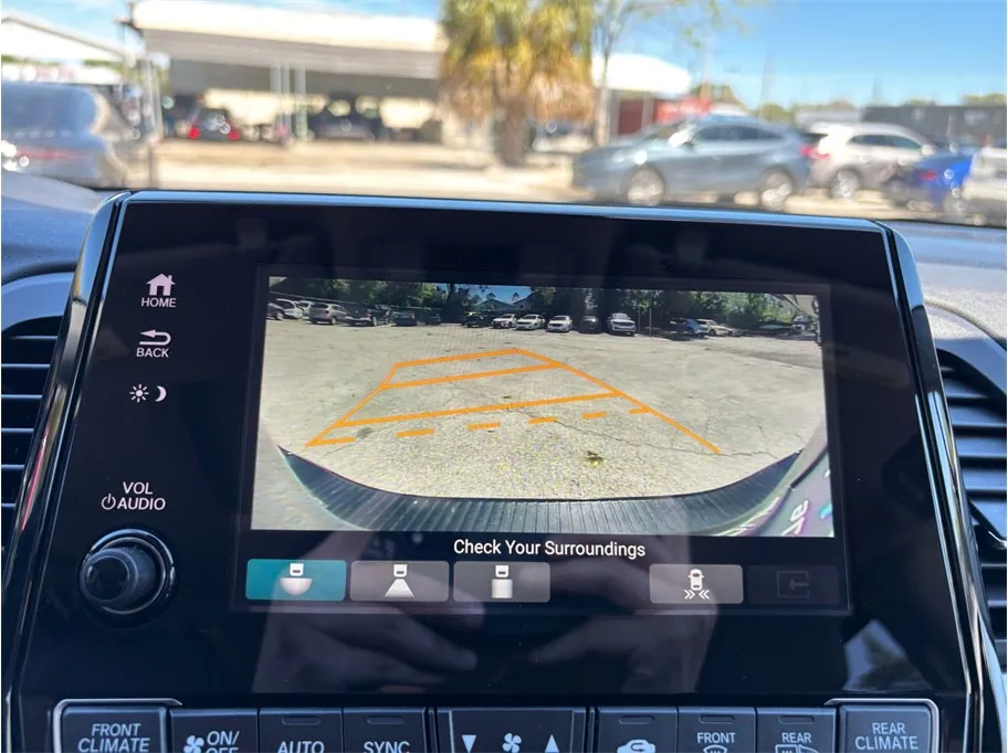 2023 Honda Odyssey Touring - Photo 29