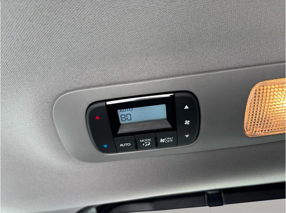 2023 Honda Odyssey Touring - Photo 38