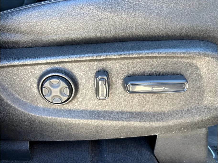 2023 Honda Odyssey Touring - Photo 44