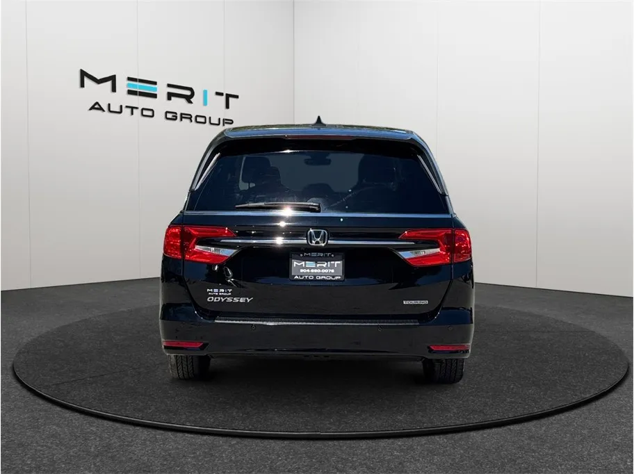 2023 Honda Odyssey Touring - Photo 8