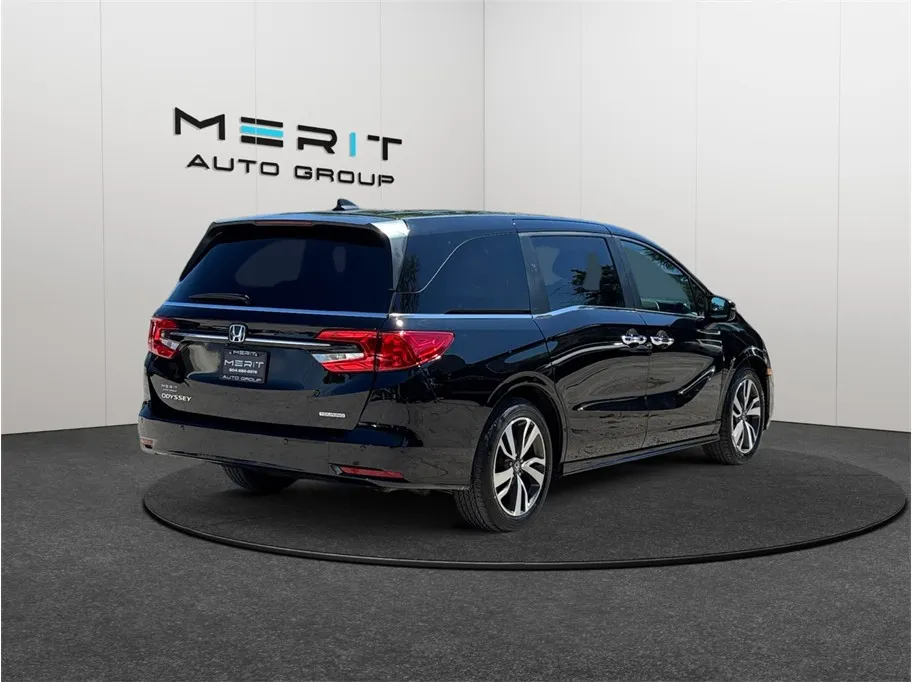 2023 Honda Odyssey Touring - Photo 9
