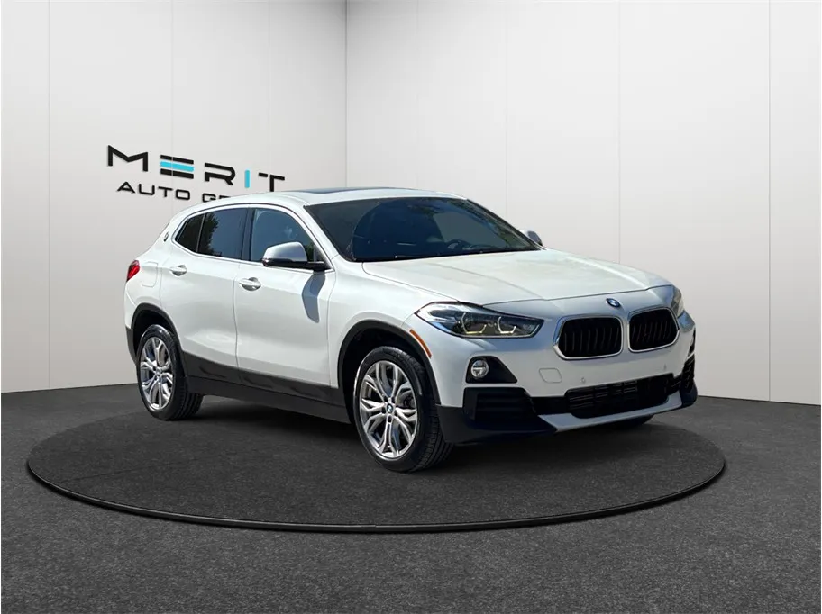White 2019 BMW X2 xDrive28i Sport Utility 4D for sale in Jacksonville, FL