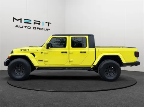 More photos of 2023 Jeep Gladiator Willys Pickup 4D 5 ft at Merit Auto Group Atlantic, FL
