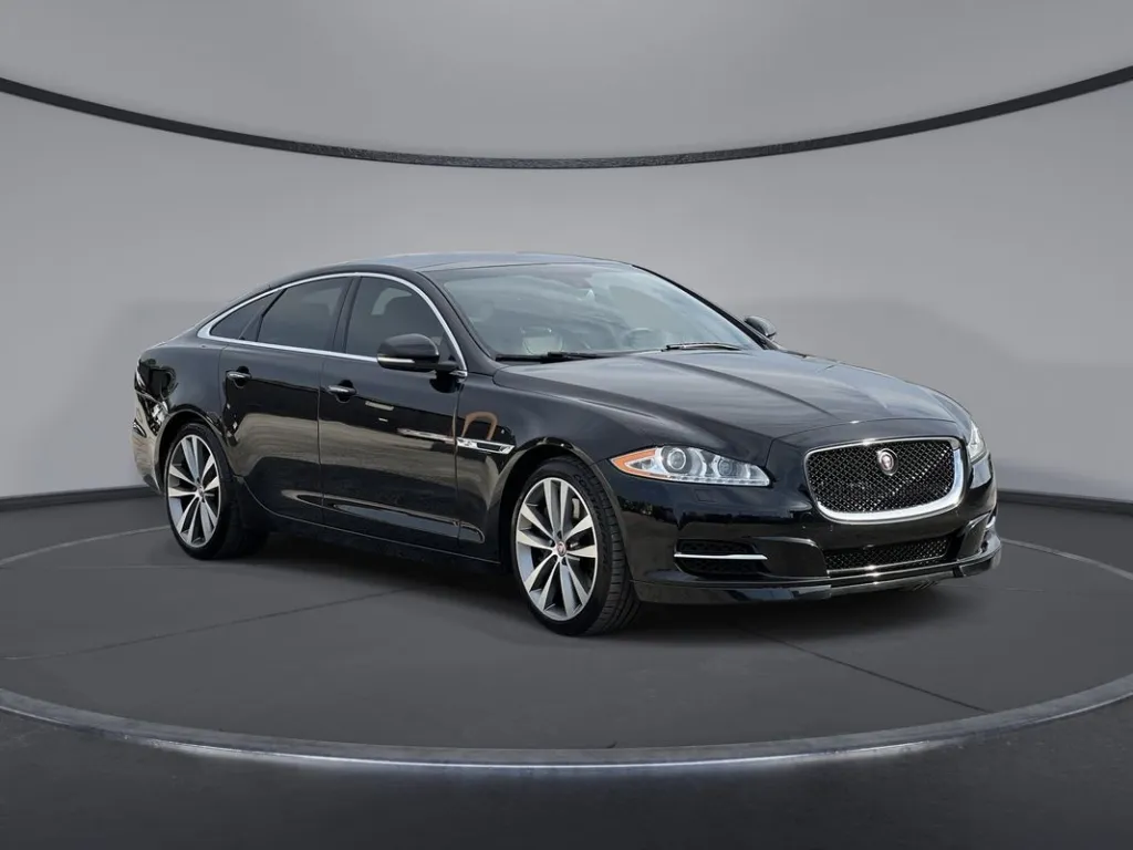 Used 2015 Jaguar XJ Supercharged for sale in Jacksonville, FL at