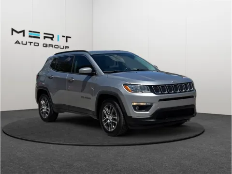 Silver 2018 Jeep Compass Latitude Sport Utility 4D for sale in Jacksonville, FL