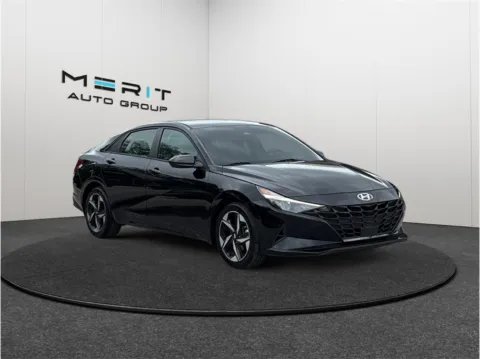 Black 2023 Hyundai Elantra SEL Sedan 4D for sale in Jacksonville, FL