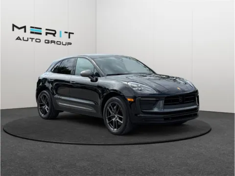 Black 2023 Porsche Macan T Sport Utility 4D for sale in Jacksonville, FL