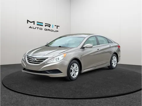 More photos of 2014 Hyundai Sonata GLS Sedan 4D at Merit Auto Group Atlantic, FL