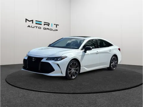 More photos of 2020 Toyota Avalon XSE Sedan 4D at Merit Auto Group Atlantic, FL