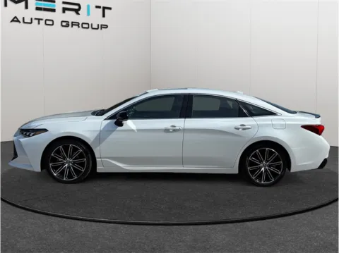 More photos of 2020 Toyota Avalon XSE Sedan 4D at Merit Auto Group Atlantic, FL