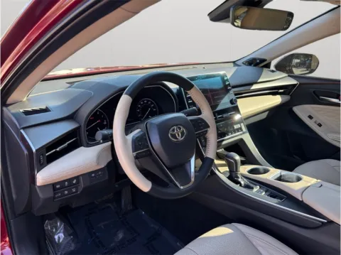 More photos of 2019 Toyota Avalon Limited Sedan 4D at Merit Auto Group Atlantic, FL