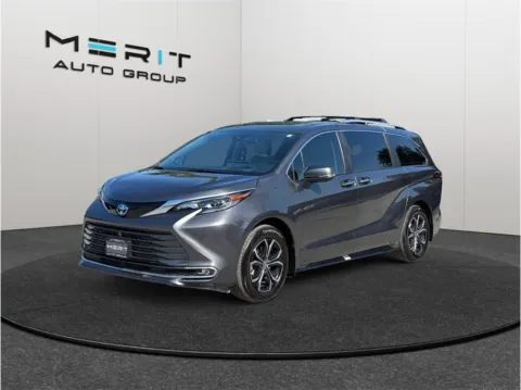 More photos of 2025 Toyota Sienna Platinum Van 4D at Merit Auto Group Atlantic, FL