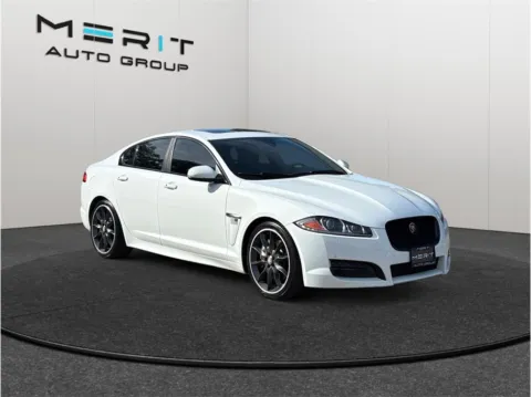 White 2015 Jaguar XF Sport Sedan 4D for sale in Jacksonville, FL