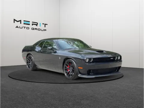 Black 2015 Dodge Challenger SRT Hellcat Coupe 2D for sale in Jacksonville, FL