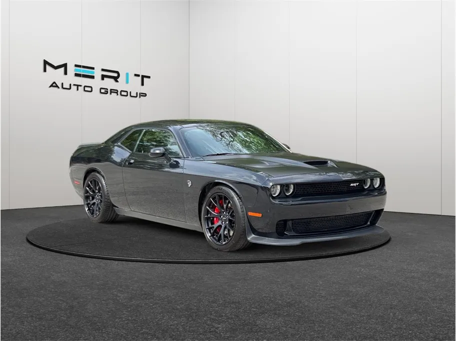 Black 2015 Dodge Challenger SRT Hellcat Coupe 2D for sale in Jacksonville, FL