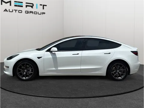 More photos of 2021 Tesla Model 3 Standard Range Plus Sedan 4D at Merit Auto Group Atlantic, FL