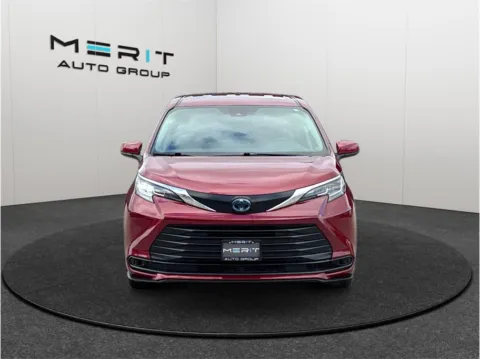 Another view of 2021 Toyota Sienna LE Minivan 4D for sale in Jacksonville, FL at Merit Auto Group Atlantic