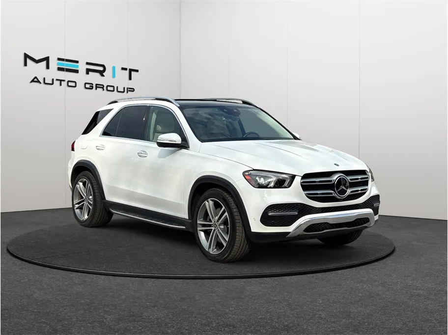 White 2022 Mercedes-Benz GLE 450 4MATIC Sport Utility 4D for sale in Jacksonville, FL