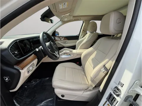 Photos of 2022 Mercedes-Benz GLE 450 4MATIC Sport Utility 4D for sale in Jacksonville, FL at Merit Auto Group Atlantic