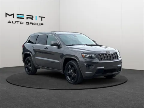 Gray 2015 Jeep Grand Cherokee Altitude Sport Utility 4D for sale in Jacksonville, FL