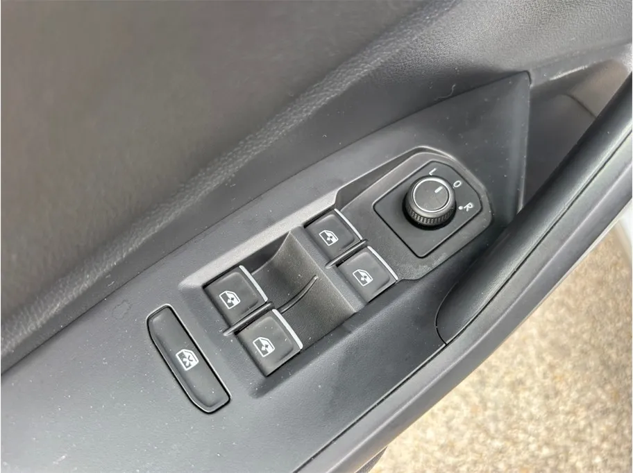 Volkswagen Jetta photo 15