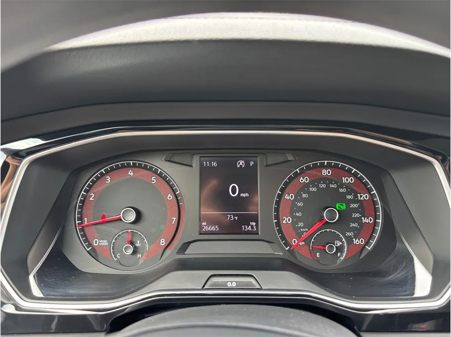 Volkswagen Jetta photo 16