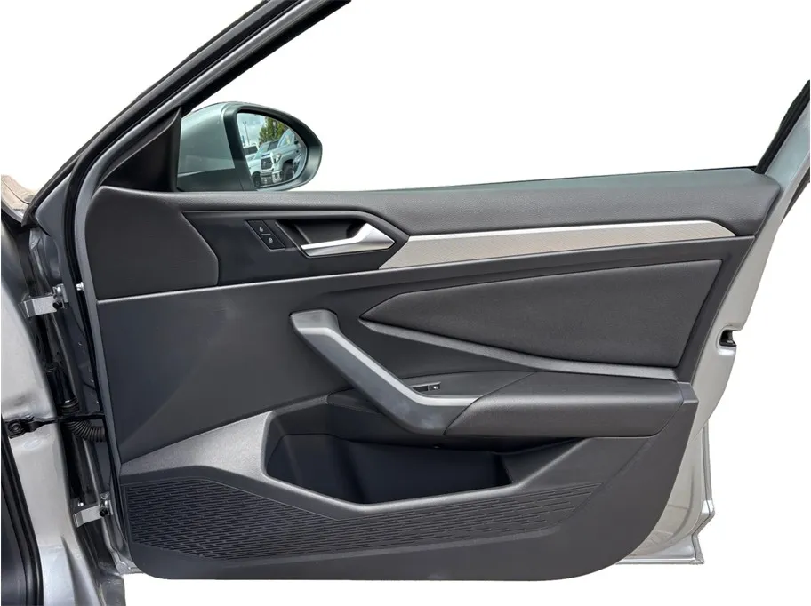 Volkswagen Jetta photo 29
