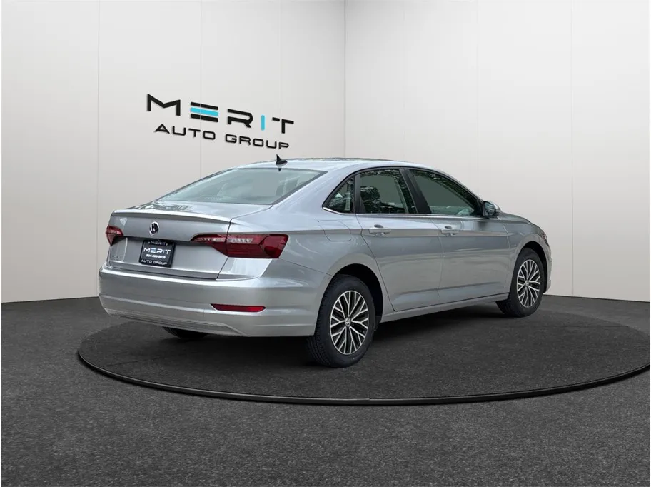 Volkswagen Jetta photo 9