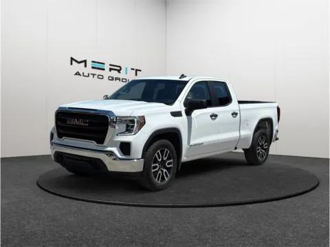 More photos of 2021 GMC Sierra 1500 Double Cab Pickup 4D 6 1/2 ft at Merit Auto Group Atlantic, FL