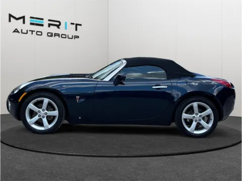 More photos of 2007 Pontiac Solstice Convertible 2D at Merit Auto Group Atlantic, FL