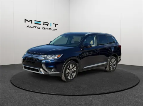 More photos of 2019 Mitsubishi Outlander SEL Sport Utility 4D at Merit Auto Group Atlantic, FL