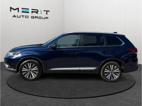 More photos of 2019 Mitsubishi Outlander SEL Sport Utility 4D at Merit Auto Group Atlantic, FL