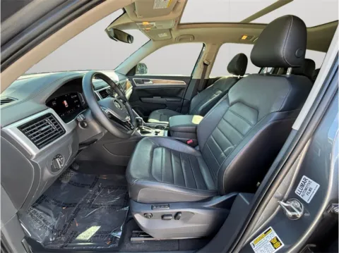 Photos of 2019 Volkswagen Atlas SEL Premium 4Motion Sport Utility 4D for sale in Jacksonville, FL at Merit Auto Group Atlantic