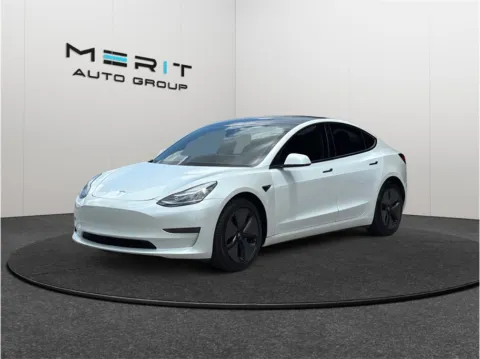 More photos of 2019 Tesla Model 3 Standard Range Plus Sedan 4D at Merit Auto Group Atlantic, FL
