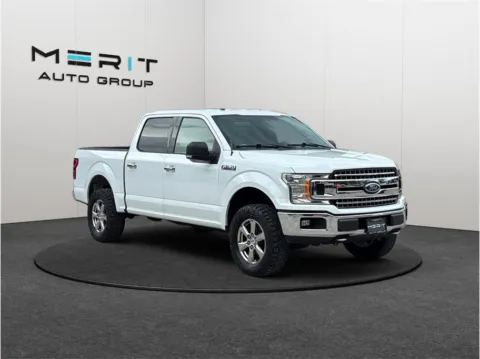White 2018 Ford F-150 SuperCrew Cab XLT Pickup 4D 5 1/2 ft for sale in Jacksonville, FL