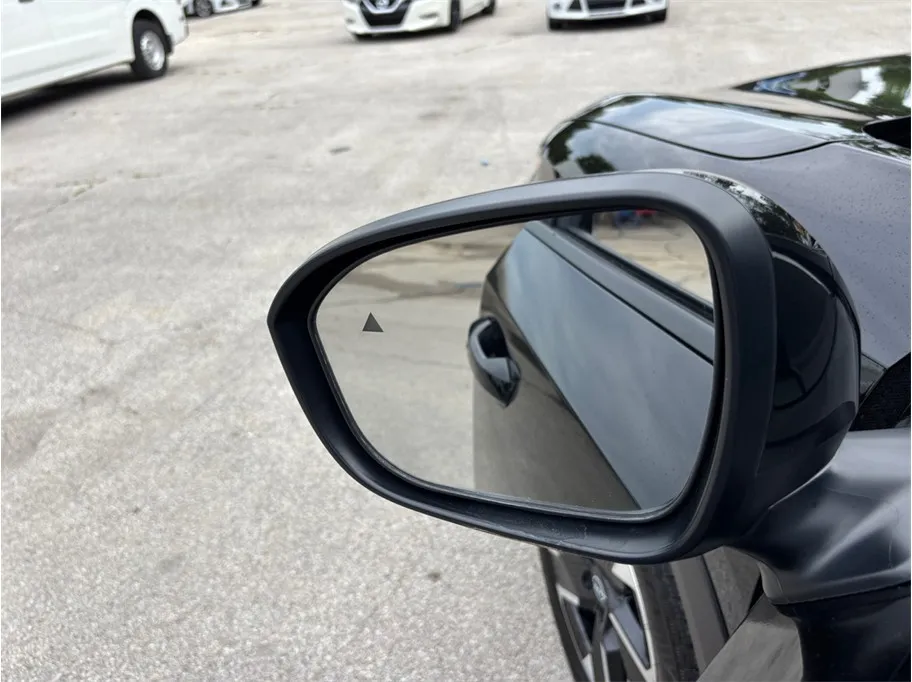 Nissan Kicks photo 16