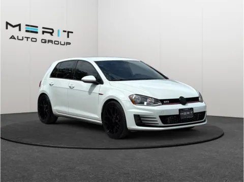 White 2017 Volkswagen Golf GTI S Hatchback Sedan 4D for sale in Jacksonville, FL