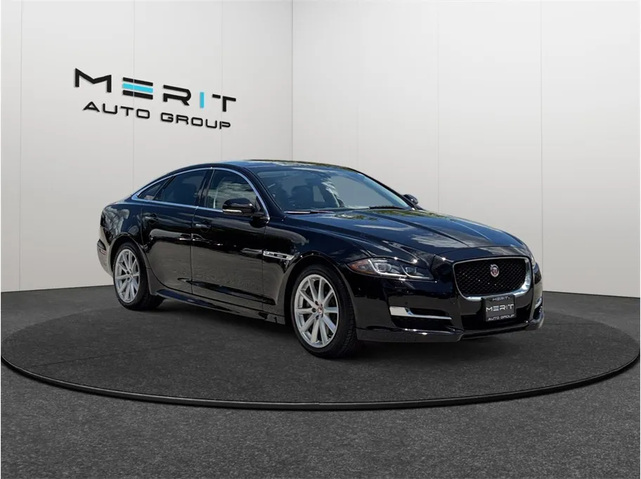 Black 2017 Jaguar XJ R-Sport Sedan 4D for sale in Jacksonville, FL