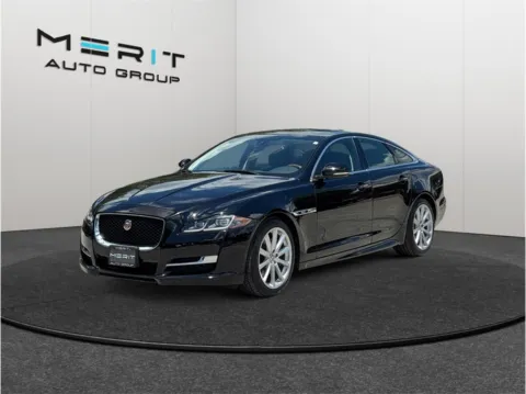 More photos of 2017 Jaguar XJ R-Sport Sedan 4D at Merit Auto Group Atlantic, FL