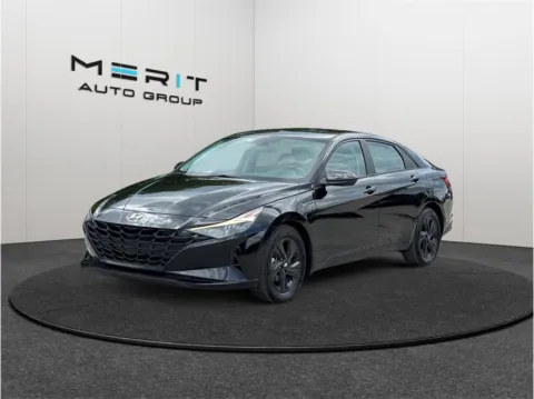 More photos of 2023 Hyundai Elantra SEL Sedan 4D at Merit Auto Group Atlantic, FL